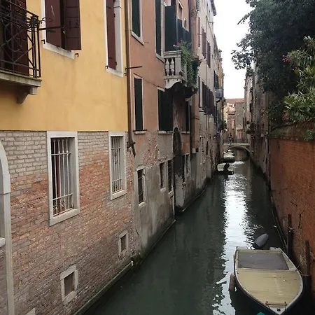 Apartman Carbona Sconta *