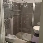 Carbona Sconta 公寓