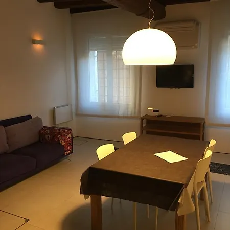 Carbona Sconta * البندقية